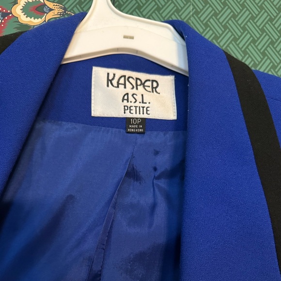 Kasper Petite Cobalt Blue Double-Breasted Blazer with Black Collar - Picture 2 of 2
